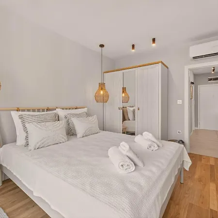 Breezy Boho 2bd With Sea View - Chayka By Flat Mаnаger דירה וארנה